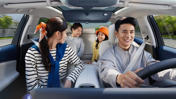 Family speaking with an insurance advisor
